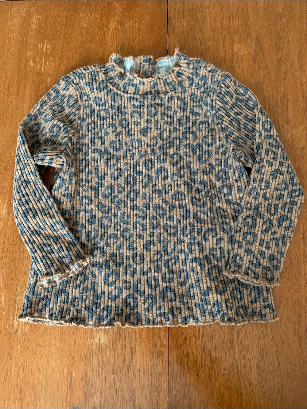 🍊5/$25 Old Navy Leopard Ruffle-Edge Ribbed Long Sleeve size 6-12m